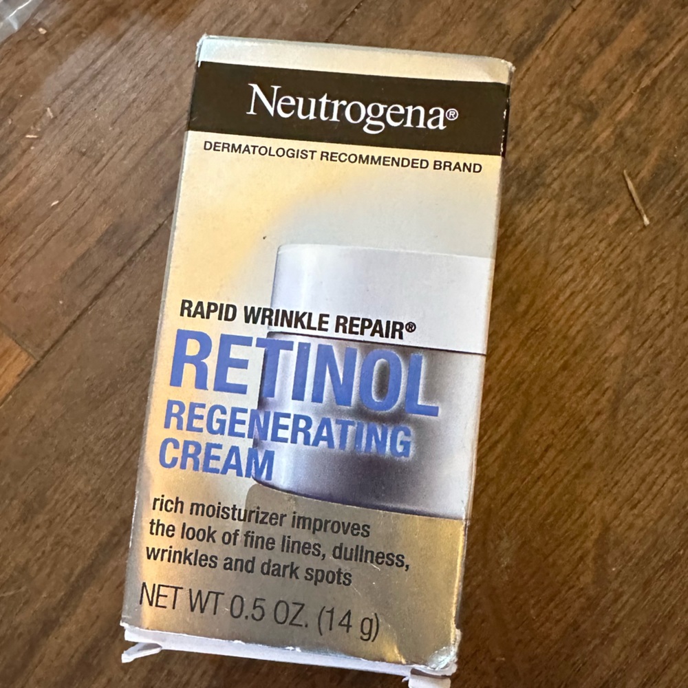 Rapid Wrinkle Repair® Regenerating Anti-Wrinkle Retinol Cream + Hyaluronic Acid
